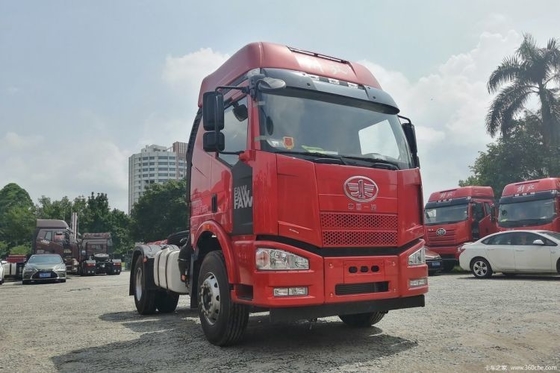 Подержанный Faw Jiefang J6M 350HP 4X2 трактор тяжелый грузовик с воздушной подвеской водительского сиденья