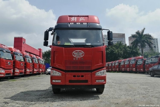 Подержанный Faw Jiefang J6M 350HP 4X2 трактор тяжелый грузовик с воздушной подвеской водительского сиденья