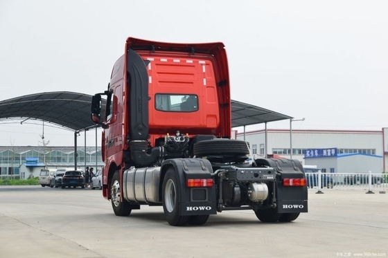 SinotruK HOWO TH7 Тяжелый грузовик 6X2 4X2 6*4 Тракторный грузовик с емкостью топливного бака ≥ 600 л