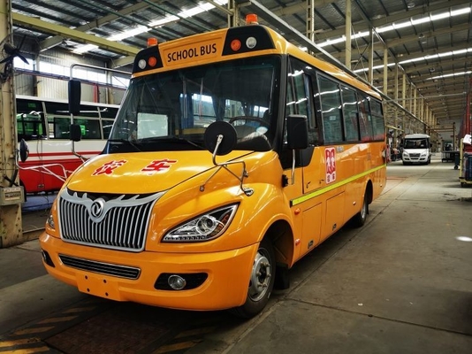 Школьный автобус Dongfeng на 24 места с максимальной мощностью 85 и двигателем объемом 6-8 л.