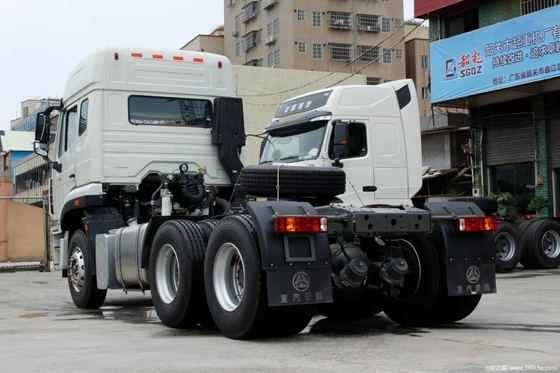 12 Перенаправление вперед SinotruK Haohan J7G 4*2 6*4 CHG LNG Специальный грузовик тяга головка
