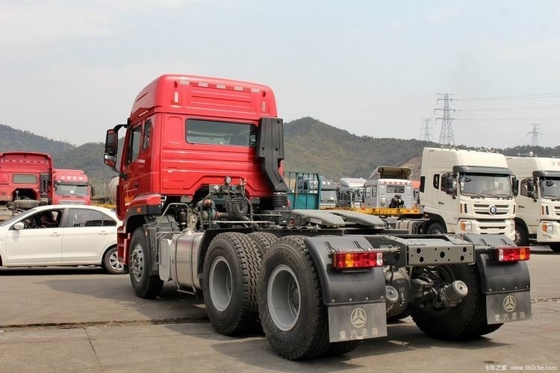 СинотруК Хаохан J7B 4*2 6*4 CHG LNG трактор с емкостью топливного бака 400-500 л
