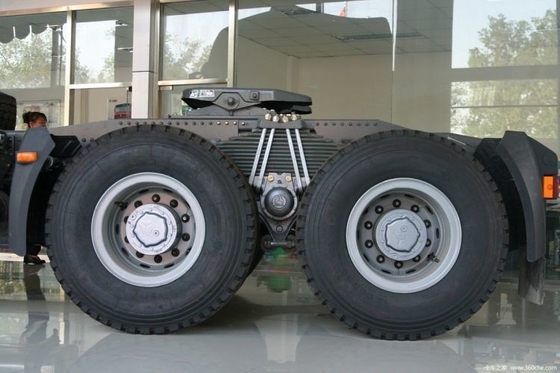 6*4 Левый/правый рулевой механизм HOWO A7 CHG LNG Tractor Truck Head с регулировкой скорости