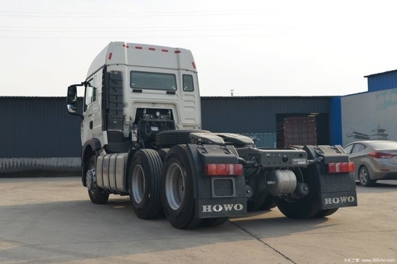 Транспортировка части груза упрощена с помощью тяжелого грузовика HOWO TX 430 л.с.