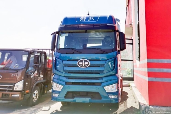 FAW Jiefang J7 LNG CHG 371 375HP 4*2 6*4 6*2 Грузовой трактор с максимальной скоростью 120 км/ч