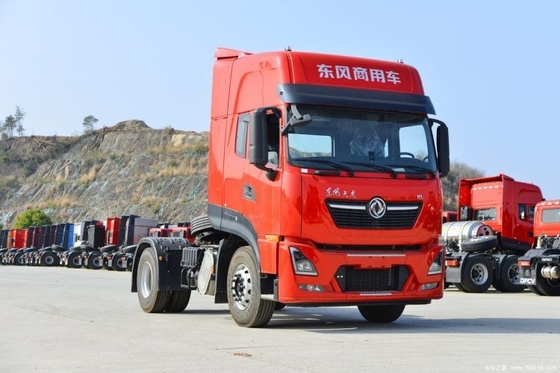 Половина ряда сиденья ряды Донфэнг Тяньлонг KL 385 HP 4X2 тракторные грузовики с сенсорным экраном