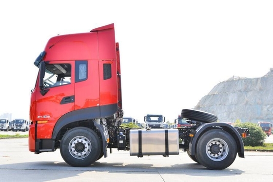 Половина ряда сиденья ряды Донфэнг Тяньлонг KL 385 HP 4X2 тракторные грузовики с сенсорным экраном