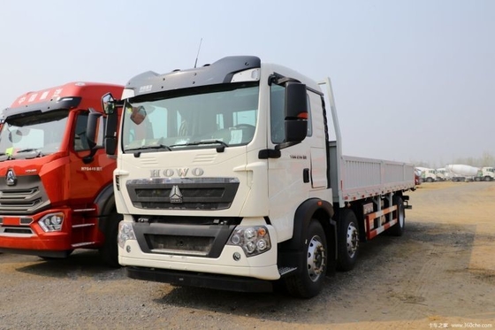 Подержанный SINOTRUCK HOWO T5G 270HP 6X2 7,8 м Тяжелый грузовик для популярных бутиков