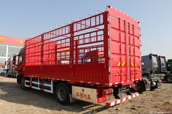 Автоматический SINOTRUCK HOWO TX 250hp 4X2 6,8 м Грузовик с хранилищем в отличном состоянии