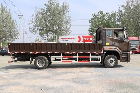 23 Hot Boutique Подержанные машины SINOTRUCK HOWo NX Средняя карта 220hp 4X2 6,75 м Штурмовик