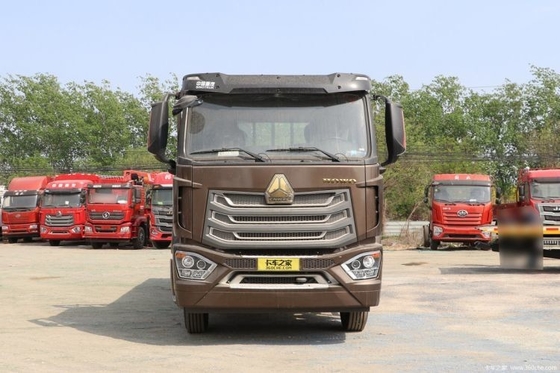 23 Hot Boutique Подержанные машины SINOTRUCK HOWo NX Средняя карта 220hp 4X2 6,75 м Штурмовик