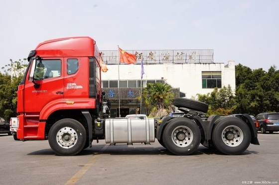 Тяжелый трактор HOWO NX 6X4 с емкостью топливного бака ≥ 600 л и автоматическими окнами