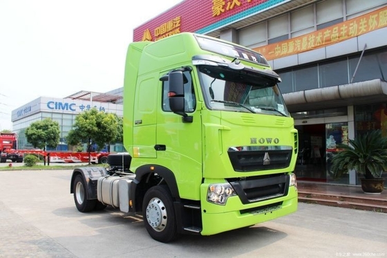 440 лошадиных сил 4X2 Sinotruk HOWO T7H Трактор с 2 пассажирами и мощностью двигателя 8 л