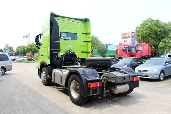 440 лошадиных сил 4X2 Sinotruk HOWO T7H Трактор с 2 пассажирами и мощностью двигателя 8 л