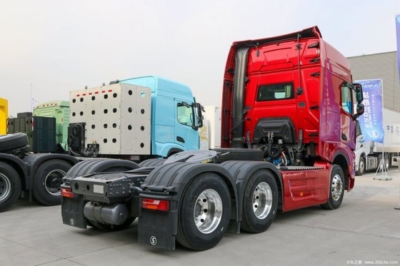 Shaanxi Auto X6000 560HP 6X4 Автоматическая тяговая головка грузовика с емкостью топливного бака ≥ 600 л